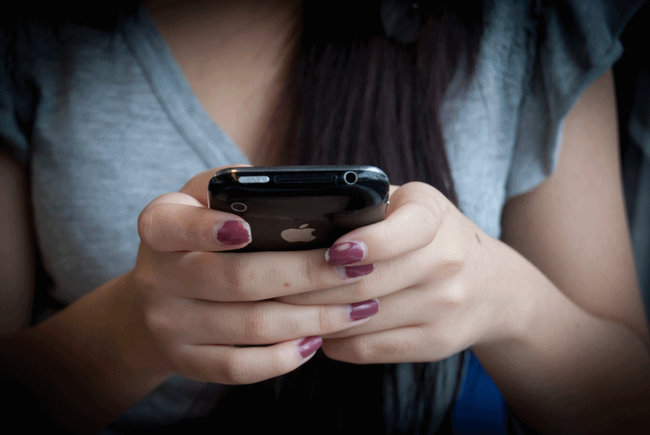 3 Ways to Create Healthy Relationships in Spite of Texting